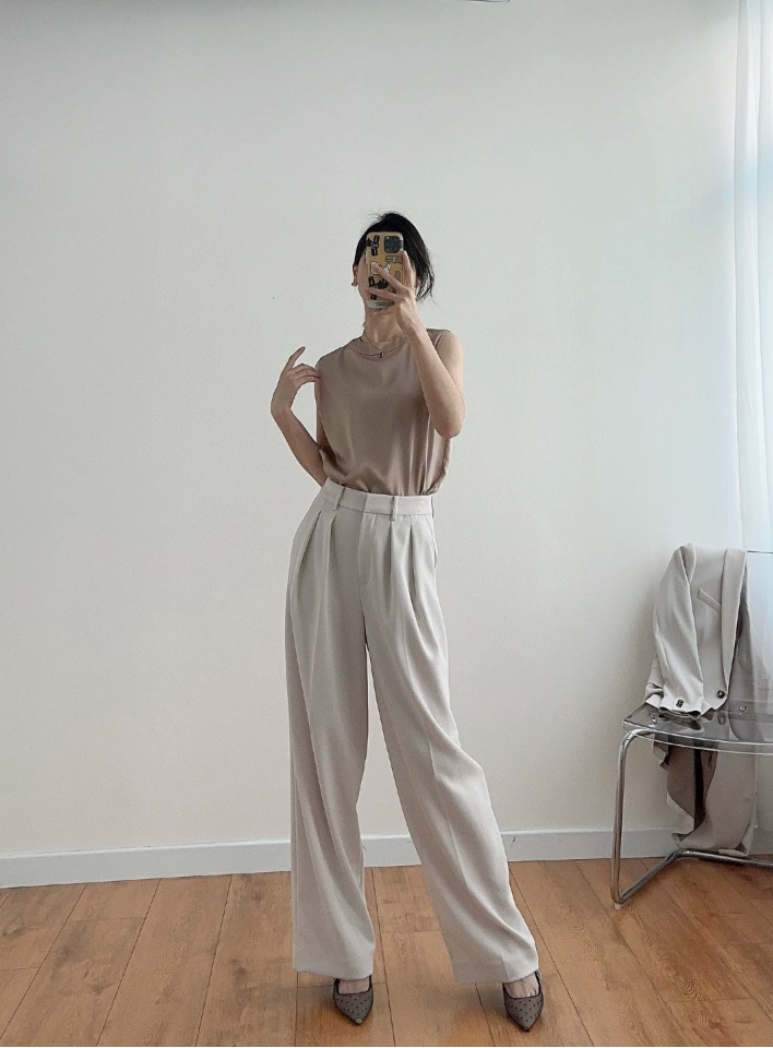 Victoria Luxury Knit Top