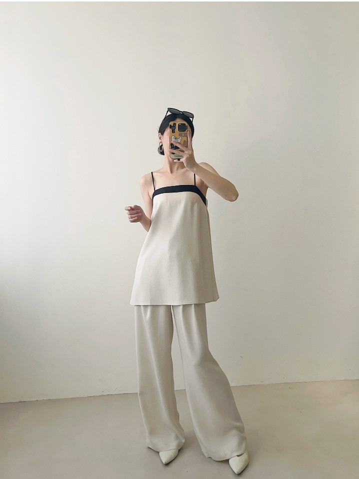Perth Wide-Leg Wool Trousers